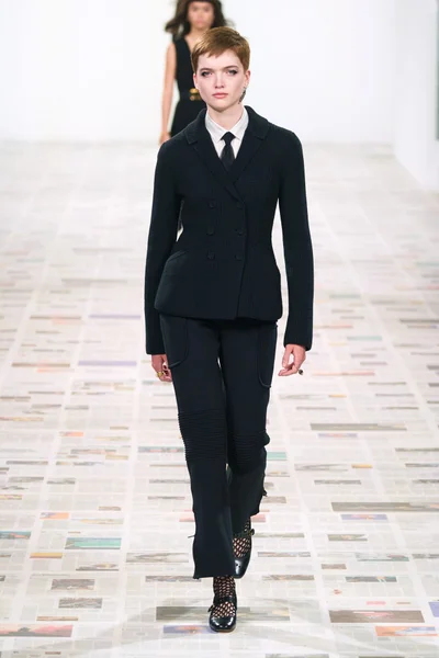 Look 1